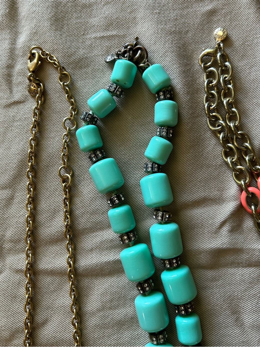 J. Crew Lot Bundle 3 Vintage Necklace in Green Coral Link Enamel - Picture 3 of 3